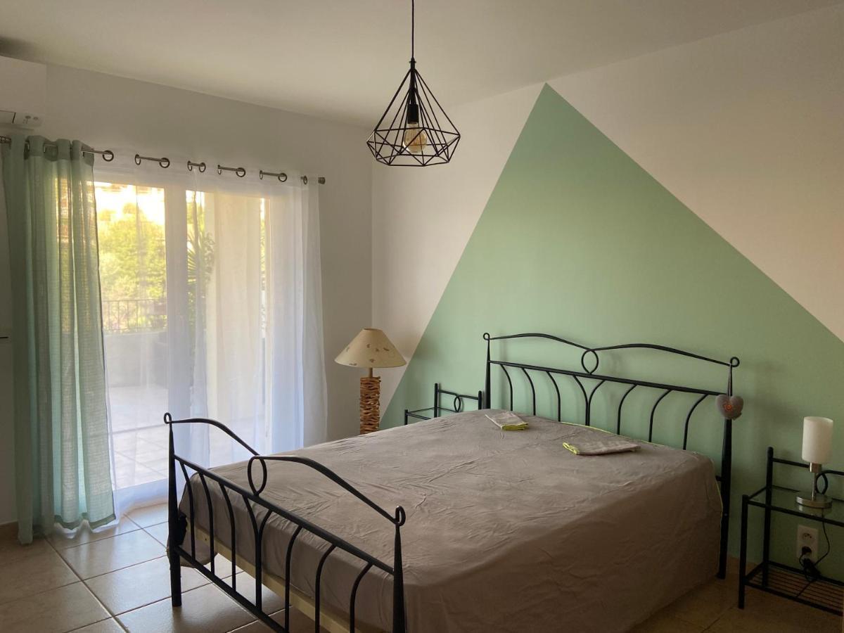 Tres Bel Appartement Entier Proche De La Mer 2 Chambres 1 Salon Vallauris Eksteriør billede